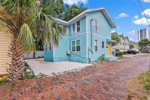 Casa en Saint Petersburg, Florida 3 dormitorios, 140.28 m2 № 2379079