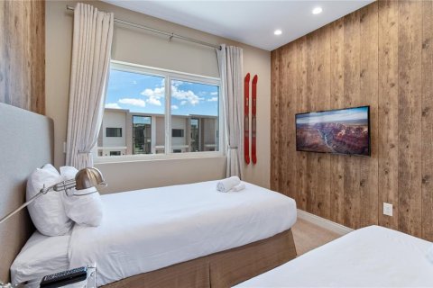 Adosado en venta en Kissimmee, Florida, 4 dormitorios, 218.88 m2 № 1786368 - foto 20