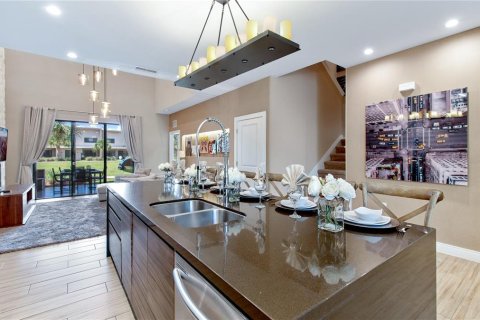 Adosado en venta en Kissimmee, Florida, 4 dormitorios, 218.88 m2 № 1786368 - foto 7