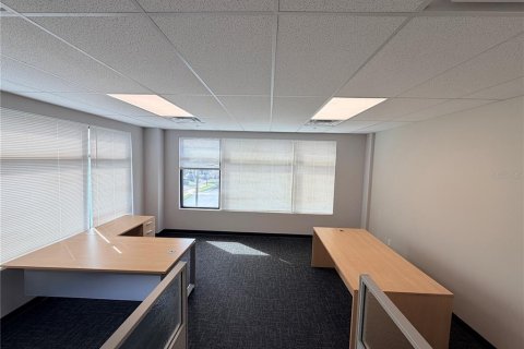 Immobilier commercial à vendre à Orlando, Floride: 56.76 m2 № 2390772 - photo 5