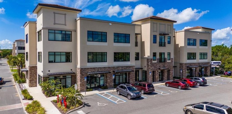 Immobilier commercial à Orlando, Floride 56.76 m2 № 2390772