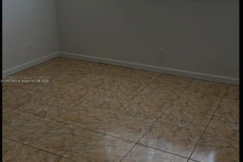 Condo in Lauderhill, Florida, 2 bedrooms № 2082081 - photo 17