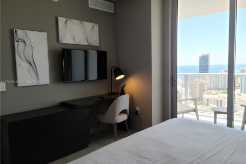 Copropriété à louer à Hollywood, Floride: 2 chambres, 98.48 m2 № 1860499 - photo 14
