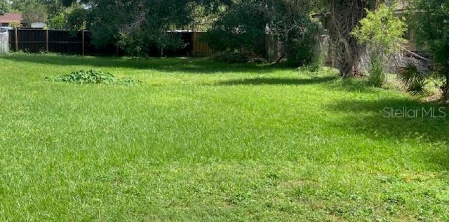 Land in Orlando, Florida № 1876723