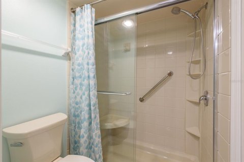 Condo in New Port Richey, Florida, 3 bedrooms  № 1900099 - photo 14