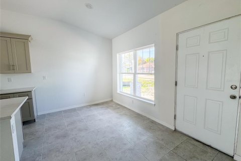 House in Fort Myers, Florida 4 bedrooms, 138.89 sq.m. № 1514781 - photo 3