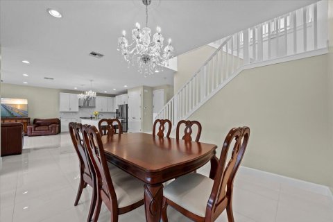 House in Loxahatchee Groves, Florida 4 bedrooms, 236.53 sq.m. № 2378709 - photo 11