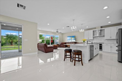 House in Loxahatchee Groves, Florida 4 bedrooms, 236.53 sq.m. № 2378709 - photo 5