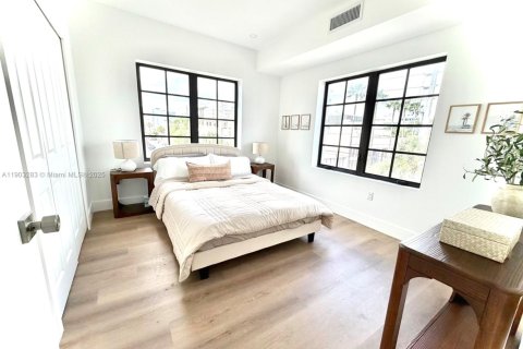 Copropriété à louer à Miami Beach, Floride: 49.98 m2 № 1955650 - photo 3