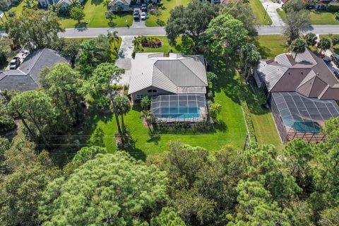 House in St. Lucie, Florida 3 bedrooms, 192.4 sq.m. № 2082835