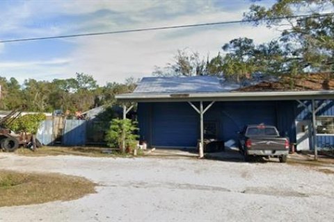 Commercial property in Spring Hill, Florida № 2114033