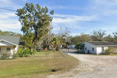 Commercial property in Spring Hill, Florida № 2114033 - photo 4