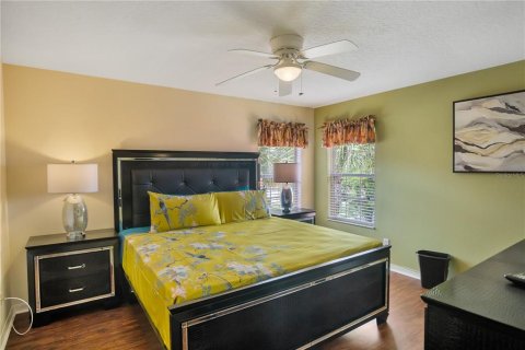 Casa en venta en Davenport, Florida, 6 dormitorios, 257.43 m2 № 2231206 - foto 28