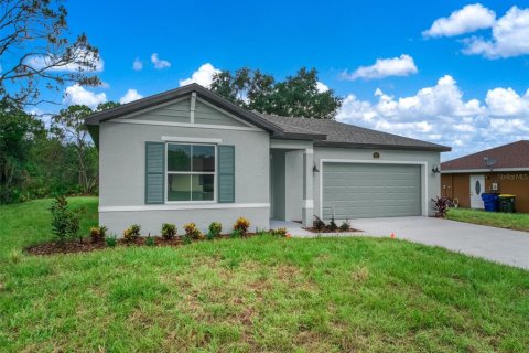 House in Sebring, Florida 3 bedrooms, 117.89 sq.m. № 2197000 - photo 3