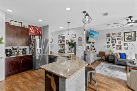 Villa ou maison à vendre à Orlando, Floride: 3 chambres, 162.76 m2 № 2295022 - photo 12