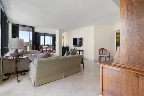 Copropriété à vendre à Miami, Floride: 3 chambres, 175.59 m2 № 1949702 - photo 20