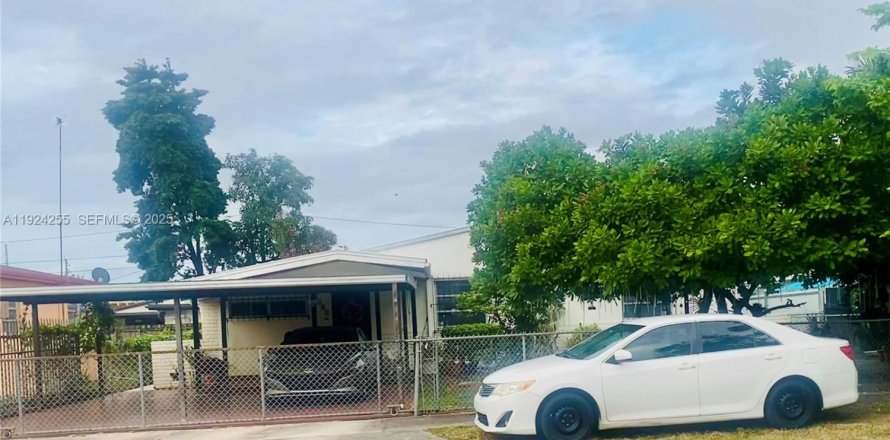 Коммерческая недвижимость в Майами, Флорида 163.69м2 № 1986710