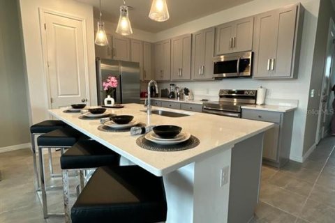 Townhouse in Davenport, Florida 3 bedrooms, 150.69 sq.m. № 1759860 - photo 10