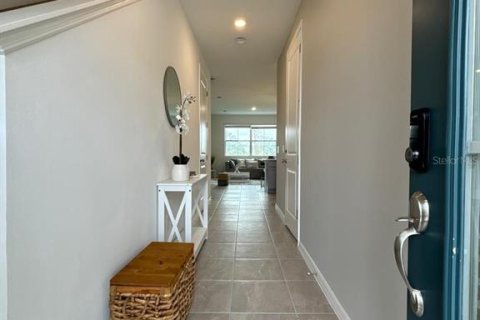 Townhouse in Davenport, Florida 3 bedrooms, 150.69 sq.m. № 1759860 - photo 2