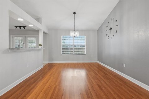House in Gainesville, Florida 3 bedrooms, 132.85 sq.m. № 2150136 - photo 7