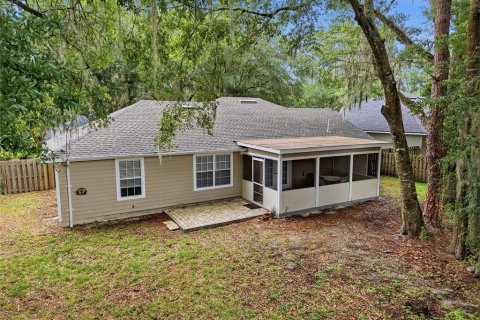 House in Gainesville, Florida 3 bedrooms, 132.85 sq.m. № 2150136 - photo 19