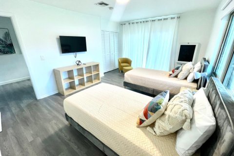 Villa ou maison à vendre à Dania Beach, Floride: 4 chambres, 191.75 m2 № 2146820 - photo 24