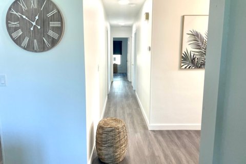 Villa ou maison à vendre à Dania Beach, Floride: 4 chambres, 191.75 m2 № 2146820 - photo 21