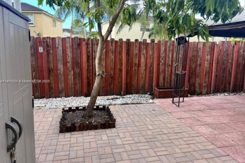 Adosado en venta en Homestead, Florida, 2 dormitorios, 114.64 m2 № 1967040 - foto 14