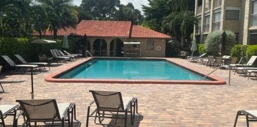 Condominio en Boca Raton, Florida, 2 dormitorios  № 705597