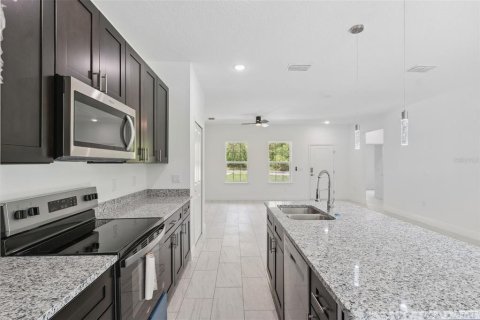 Casa en alquiler en Citrus Springs, Florida, 4 dormitorios, 146.79 m2 № 1872948 - foto 5