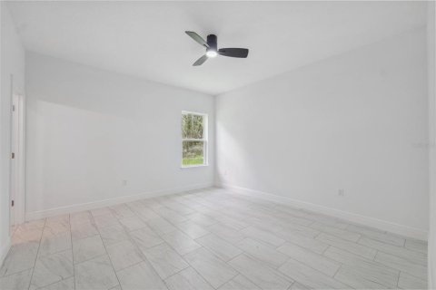 Casa en alquiler en Citrus Springs, Florida, 4 dormitorios, 146.79 m2 № 1872948 - foto 21