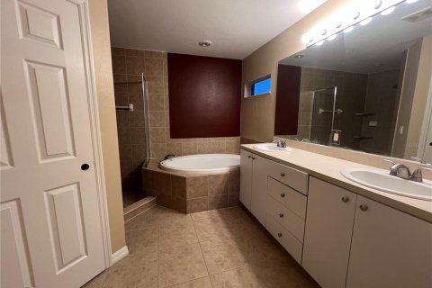 House in Cape Coral, Florida 3 bedrooms, 168.9 sq.m. № 1544182 - photo 7