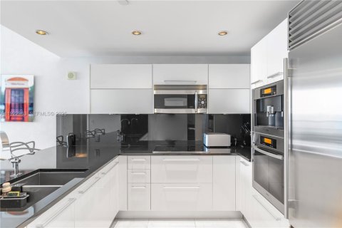 Copropriété à louer à Sunny Isles Beach, Floride: 1 chambre, 79.71 m2 № 1976889 - photo 9