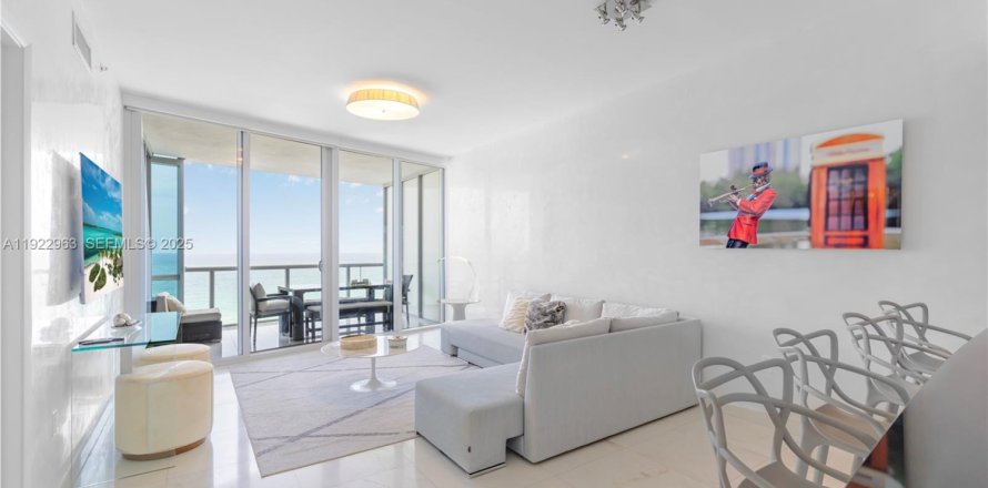 Condo à Sunny Isles Beach, Floride, 1 chambre № 1976889