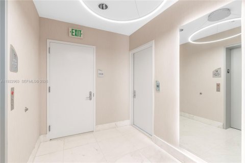 Copropriété à louer à Sunny Isles Beach, Floride: 1 chambre, 79.71 m2 № 1976889 - photo 21