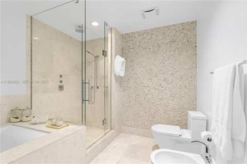 Copropriété à louer à Sunny Isles Beach, Floride: 1 chambre, 79.71 m2 № 1976889 - photo 17