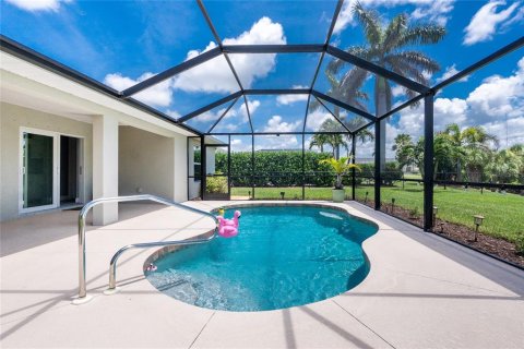 House in Rotonda, Florida 3 bedrooms, 160.81 sq.m. № 1827229 - photo 28