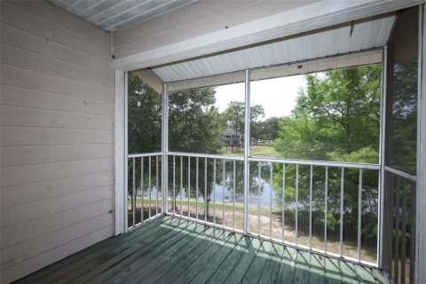 Condo in Oviedo, Florida, 2 bedrooms  № 2142790 - photo 28
