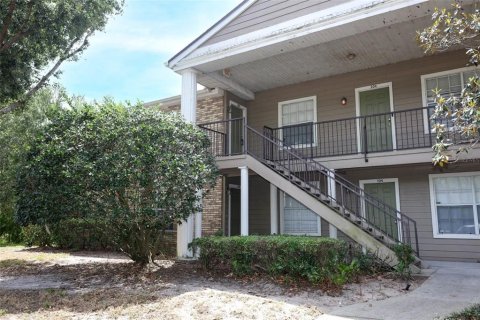 Condo in Oviedo, Florida, 2 bedrooms  № 2142790 - photo 30