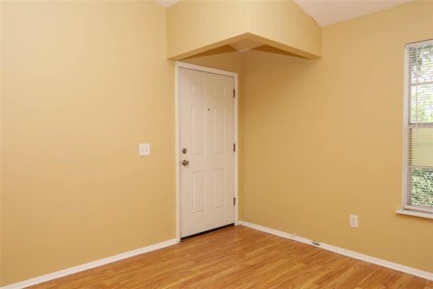 Condo in Oviedo, Florida, 2 bedrooms  № 2142790 - photo 6