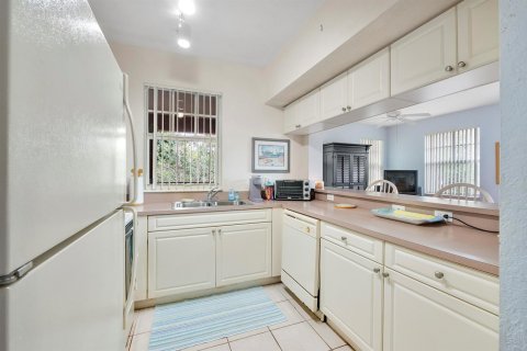 Condominio en venta en Coral Springs, Florida, 1 dormitorio, 66.52 m2 № 2078191 - foto 13