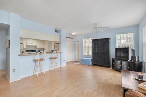 Condominio en venta en Coral Springs, Florida, 1 dormitorio, 66.52 m2 № 2078191 - foto 11
