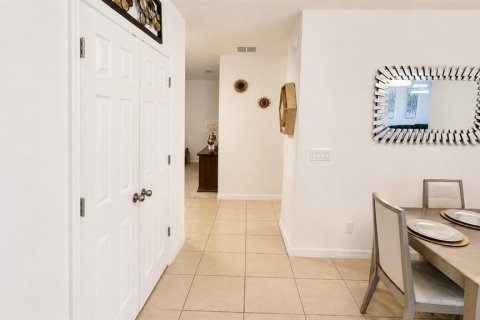 Casa en venta en Davenport, Florida, 3 dormitorios, 164.16 m2 № 2312572 - foto 15