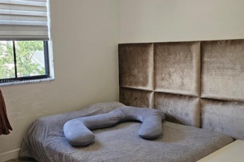 Touwnhouse à louer à Homestead, Floride: 3 chambres, 149.76 m2 № 1984005 - photo 11