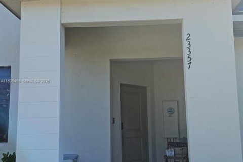 Touwnhouse à louer à Homestead, Floride: 3 chambres, 149.76 m2 № 1984005 - photo 2