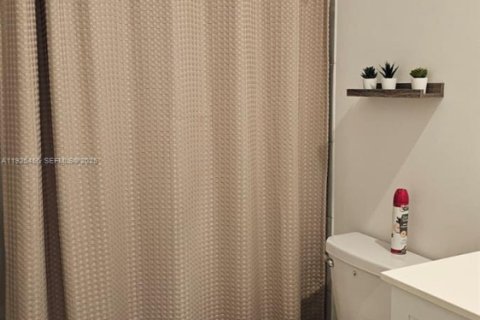 Touwnhouse à louer à Homestead, Floride: 3 chambres, 149.76 m2 № 1984005 - photo 14