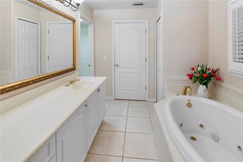 House in Longwood, Florida 3 bedrooms, 155.24 sq.m. № 1899096 - photo 12