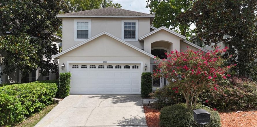 House in Longwood, Florida 3 bedrooms, 155.24 sq.m. № 1899096