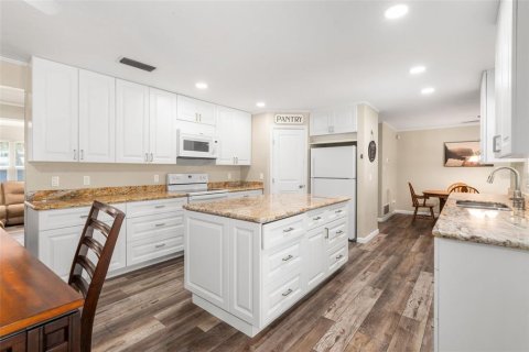 Villa ou maison à vendre à Gainesville, Floride: 3 chambres, 177.81 m2 № 1898902 - photo 8