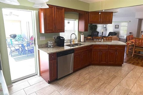 Villa ou maison à vendre à Port Charlotte, Floride: 3 chambres, 151.43 m2 № 2425360 - photo 12